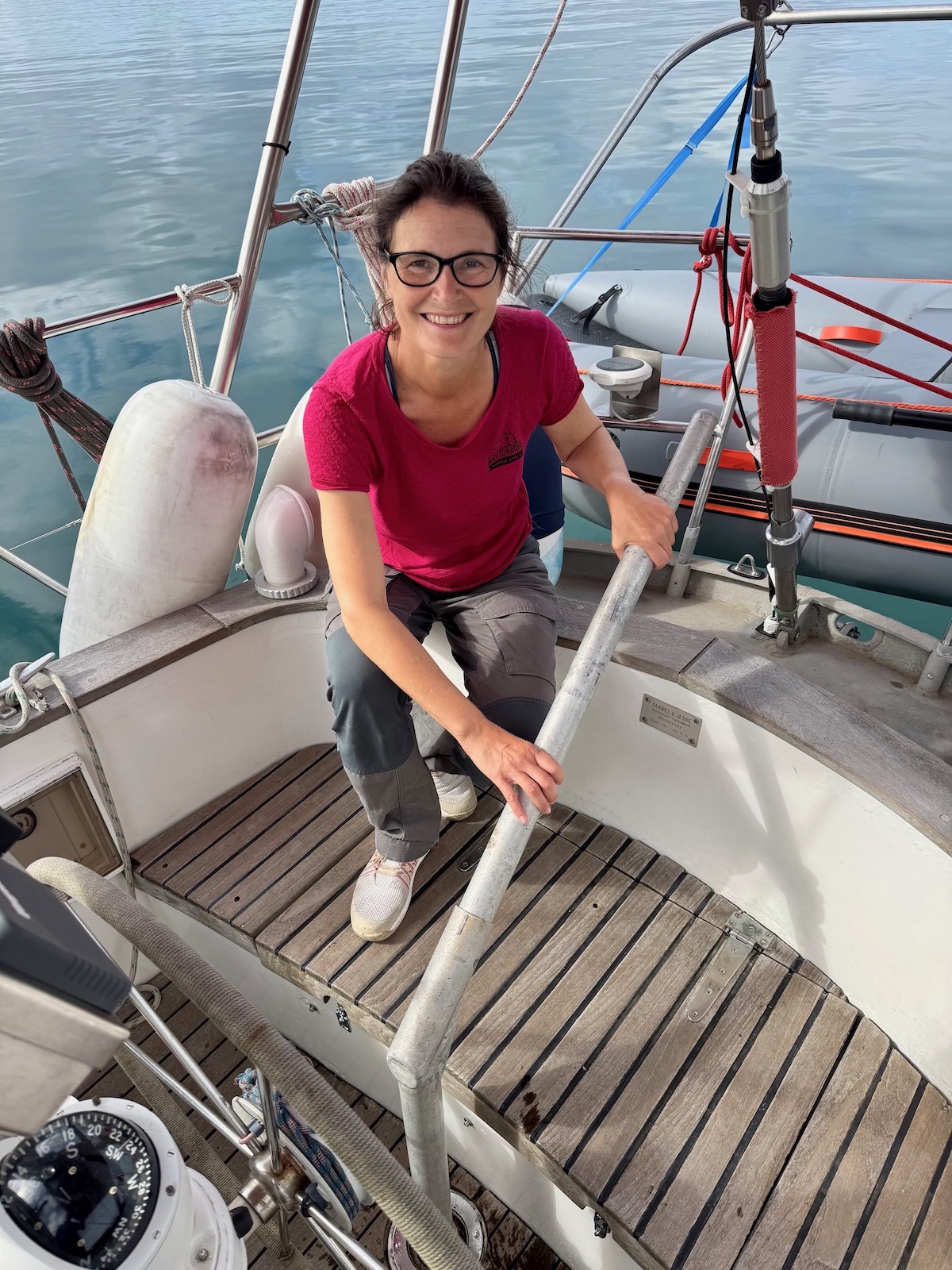 Ines probiert die Notpinne aus